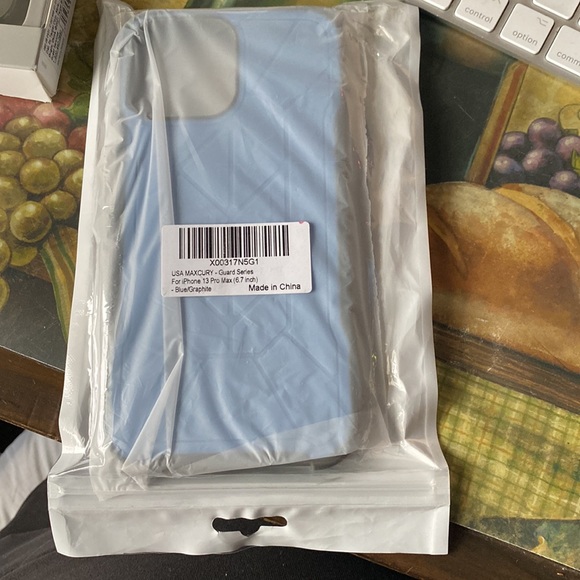 Iphone 13 Pro Max Case - Picture 3 of 3